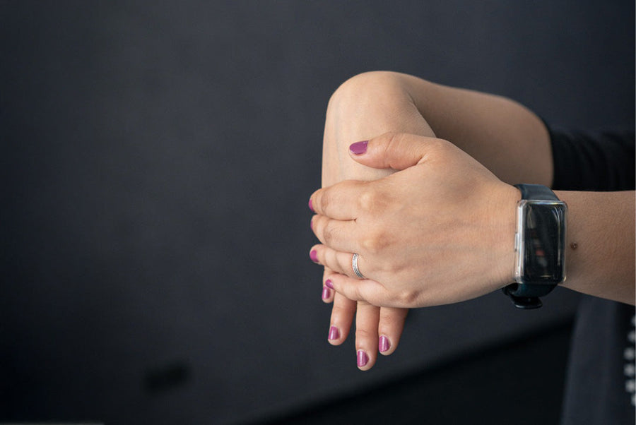 Facts and myths about cracking your joint